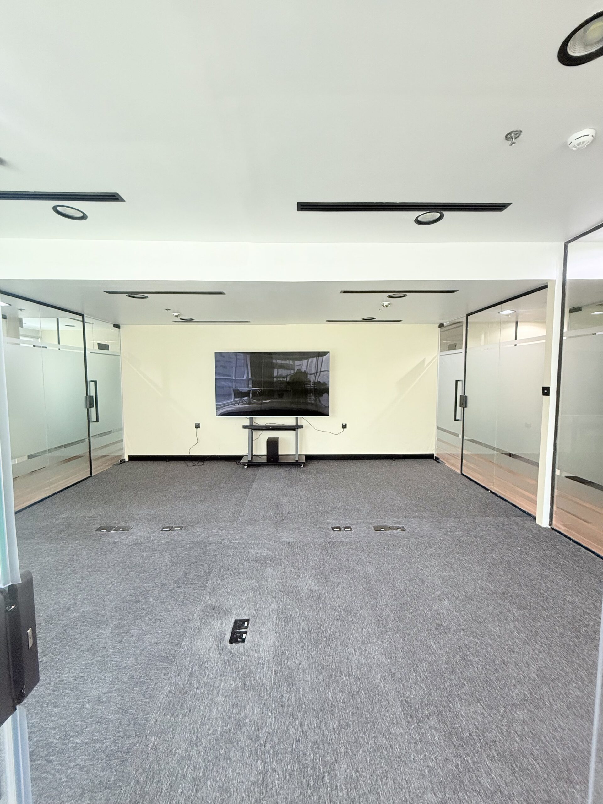 workshop room rental